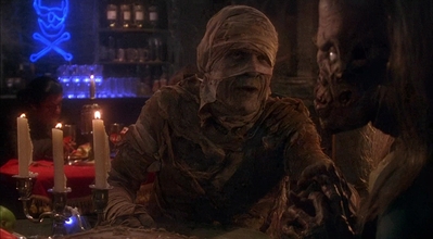 BORDELLO_OF_BLOOD_115.jpg