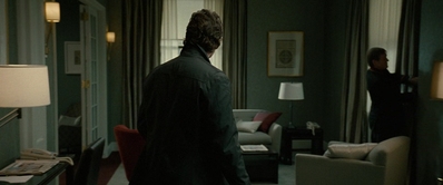 MAN_ON_A_LEDGE_075.jpg