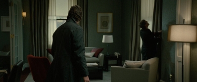 MAN_ON_A_LEDGE_084.jpg