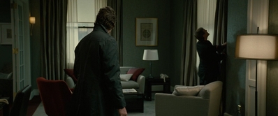 MAN_ON_A_LEDGE_085.jpg