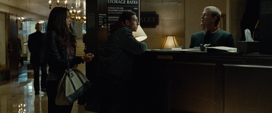 MAN_ON_A_LEDGE_245.jpg