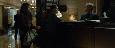 MAN_ON_A_LEDGE_248.jpg