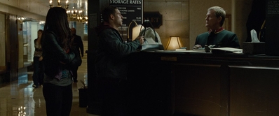 MAN_ON_A_LEDGE_274.jpg