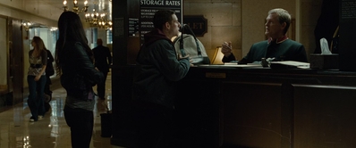 MAN_ON_A_LEDGE_284.jpg