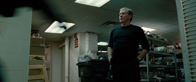 MAN_ON_A_LEDGE_338.jpg