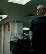 MAN_ON_A_LEDGE_338.jpg