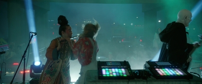 BILL_AND_TED_FACE_THE_MUSIC_399.jpg
