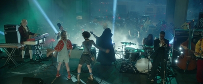 BILL_AND_TED_FACE_THE_MUSIC_403.jpg