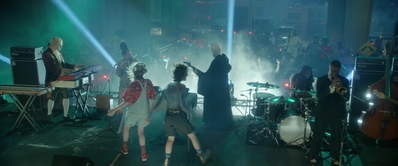 BILL_AND_TED_FACE_THE_MUSIC_404.jpg