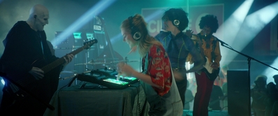 BILL_AND_TED_FACE_THE_MUSIC_415.jpg