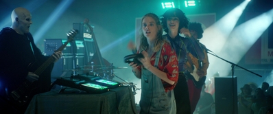 BILL_AND_TED_FACE_THE_MUSIC_417.jpg
