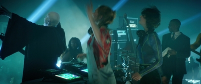 BILL_AND_TED_FACE_THE_MUSIC_431.jpg