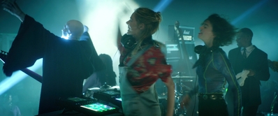 BILL_AND_TED_FACE_THE_MUSIC_433.jpg