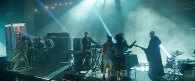 BILL_AND_TED_FACE_THE_MUSIC_443.jpg