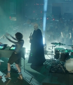 BILL_AND_TED_FACE_THE_MUSIC_402.jpg