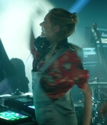 BILL_AND_TED_FACE_THE_MUSIC_433.jpg