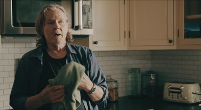 A_STAGE_OF_TWILIGHT_-_OFFICIAL_TRAILER_016.jpg