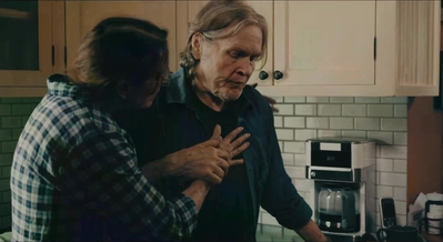 A_STAGE_OF_TWILIGHT_-_OFFICIAL_TRAILER_032.jpg