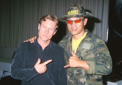 03302001_-_9th_Annual_STAR_TREK_and_Sci-Fi_Grand_Slam_Convention_001.jpg