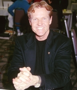 03302001_-_9th_Annual_STAR_TREK_and_Sci-Fi_Grand_Slam_Convention_002.jpg