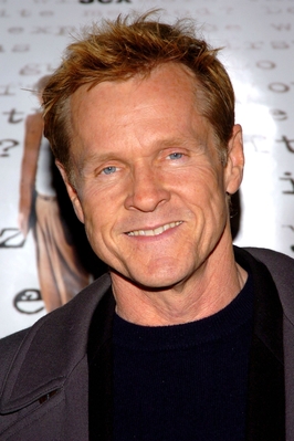 11102004_-_Premiere_Of_Kinsey_-_Arrivals_007.jpg