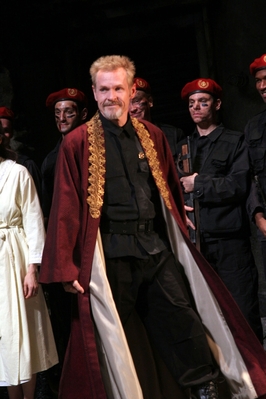 04052005_-_Curtain_Call_for_Julius_Caesar_on_Broadway_001.jpg