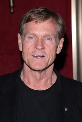 11112007_-_Warner_Bros_Pictures_Premiere_Of_August_Rush_-_Arrivals_002.jpg