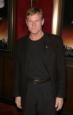 11112007_-_Warner_Bros_Pictures_Premiere_Of_August_Rush_-_Arrivals_008.jpg