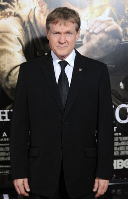 02242010_-_Premiere_Of_HBOs_The_Pacific_-_Arrivals_001.jpg