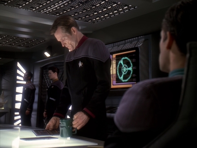 STAR_TREK_DEEP_SPACE_NINE_-_E6X18_INQUISITION__0061.jpg