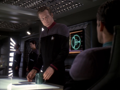 STAR_TREK_DEEP_SPACE_NINE_-_E6X18_INQUISITION__0066.jpg