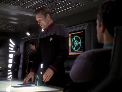 STAR_TREK_DEEP_SPACE_NINE_-_E6X18_INQUISITION__0071.jpg