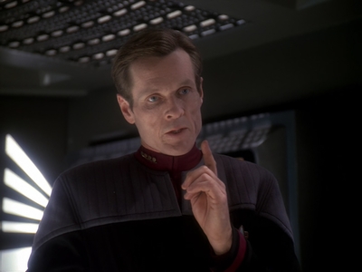 STAR_TREK_DEEP_SPACE_NINE_-_E6X18_INQUISITION__0107.jpg