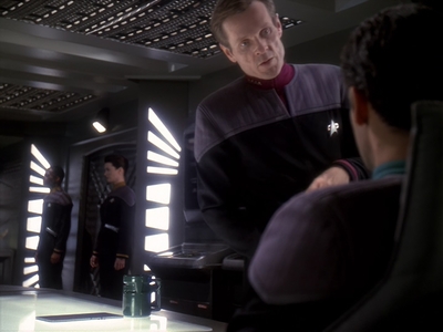 STAR_TREK_DEEP_SPACE_NINE_-_E6X18_INQUISITION__0116.jpg