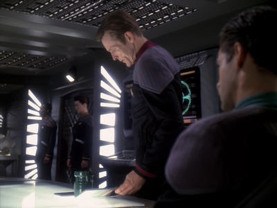 STAR_TREK_DEEP_SPACE_NINE_-_E6X18_INQUISITION__0197.jpg