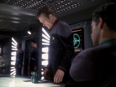 STAR_TREK_DEEP_SPACE_NINE_-_E6X18_INQUISITION__0198.jpg