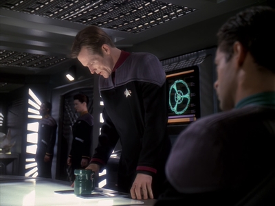 STAR_TREK_DEEP_SPACE_NINE_-_E6X18_INQUISITION__0202.jpg