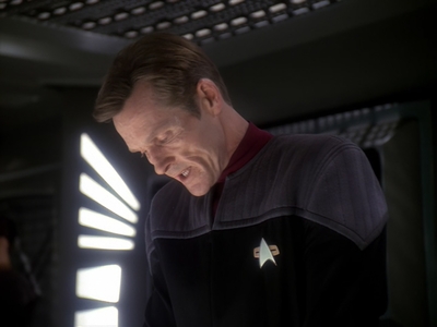 STAR_TREK_DEEP_SPACE_NINE_-_E6X18_INQUISITION__0205.jpg