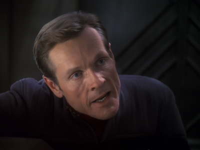 STAR_TREK_DEEP_SPACE_NINE_-_E6X18_INQUISITION__0379.jpg