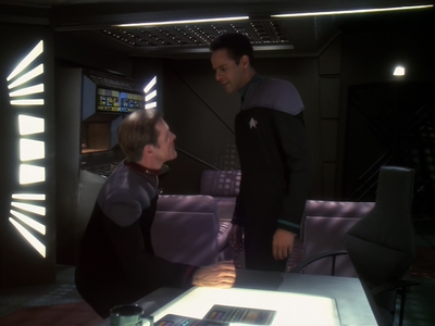 STAR_TREK_DEEP_SPACE_NINE_-_E6X18_INQUISITION__0401.jpg
