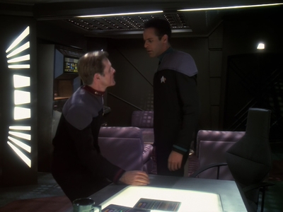 STAR_TREK_DEEP_SPACE_NINE_-_E6X18_INQUISITION__0402.jpg