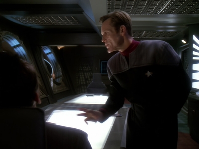 STAR_TREK_DEEP_SPACE_NINE_-_E6X18_INQUISITION__0833.jpg