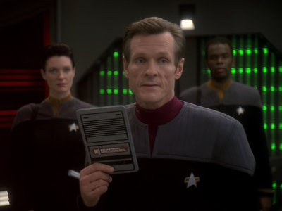 STAR_TREK_DEEP_SPACE_NINE_-_E6X18_INQUISITION__0915.jpg