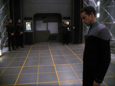 STAR_TREK_DEEP_SPACE_NINE_-_E6X18_INQUISITION__0985.jpg
