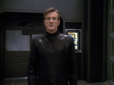 STAR_TREK_DEEP_SPACE_NINE_-_E6X18_INQUISITION__1019.jpg