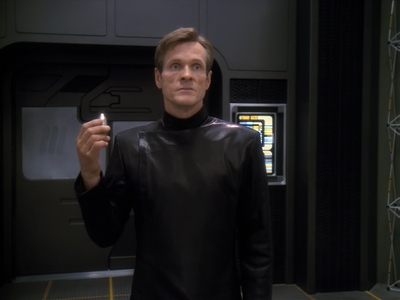 STAR_TREK_DEEP_SPACE_NINE_-_E6X18_INQUISITION__1024.jpg