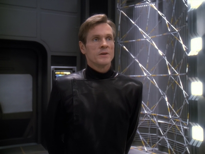 STAR_TREK_DEEP_SPACE_NINE_-_E6X18_INQUISITION__1057.jpg
