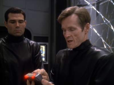 STAR_TREK_DEEP_SPACE_NINE_-_E6X18_INQUISITION__1111.jpg
