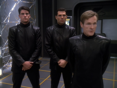 STAR_TREK_DEEP_SPACE_NINE_-_E6X18_INQUISITION__1184.jpg