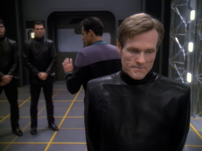 STAR_TREK_DEEP_SPACE_NINE_-_E6X18_INQUISITION__1291.jpg